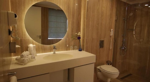 Riviera Hotel Beirut image 20